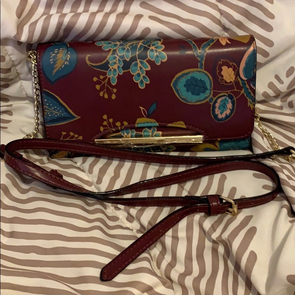 Maroon detachable crossbody/wallet purse